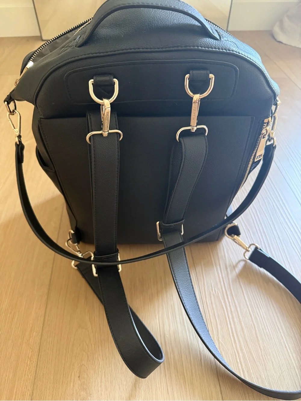 Mina Baie Stevie Midi Backpack in black and gold